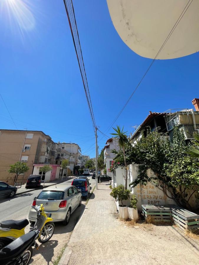 Alpha Lux Apartment Sarandë エクステリア 写真
